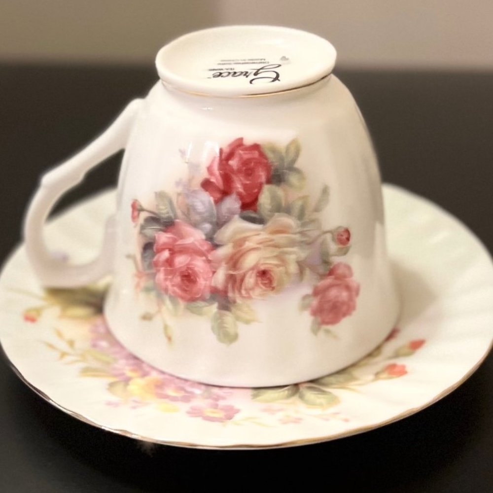 Vintage Grace Tea Ware Teacup and Saucer Floral Pattern Scalloped and Gold Trim